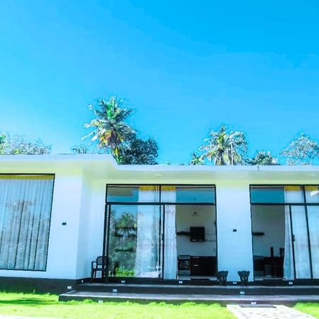 The Glade Aparthotel Weligama Εξωτερικό φωτογραφία